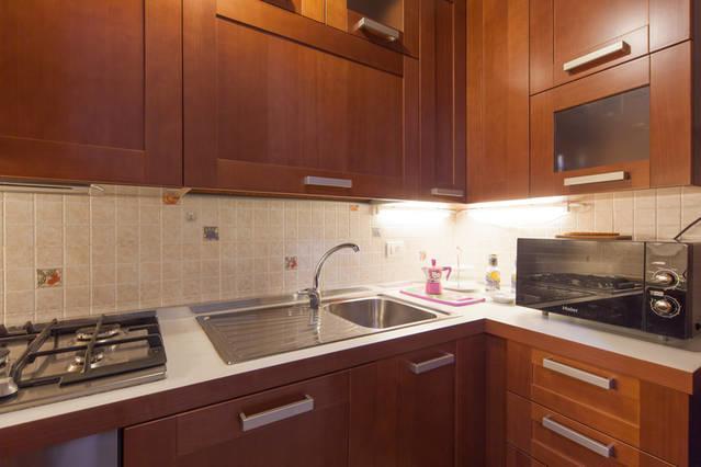 Apartament Deluxe Quattro Spade เวโรนา ภายนอก รูปภาพ