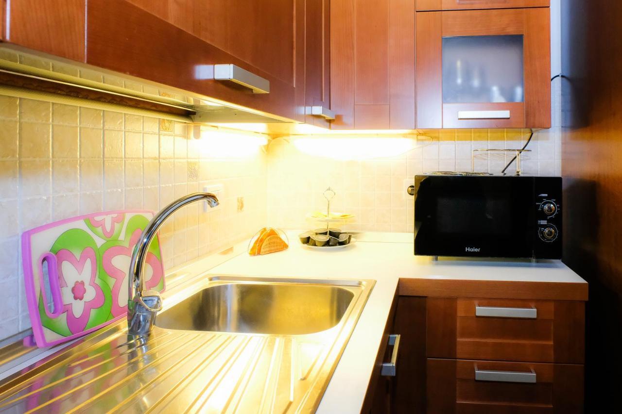 Apartament Deluxe Quattro Spade เวโรนา ภายนอก รูปภาพ